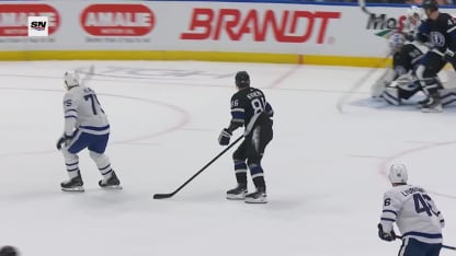 TOR@TBL: Reaves scores goal against Matt Tomkins